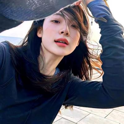 布劳涅森林的女人们